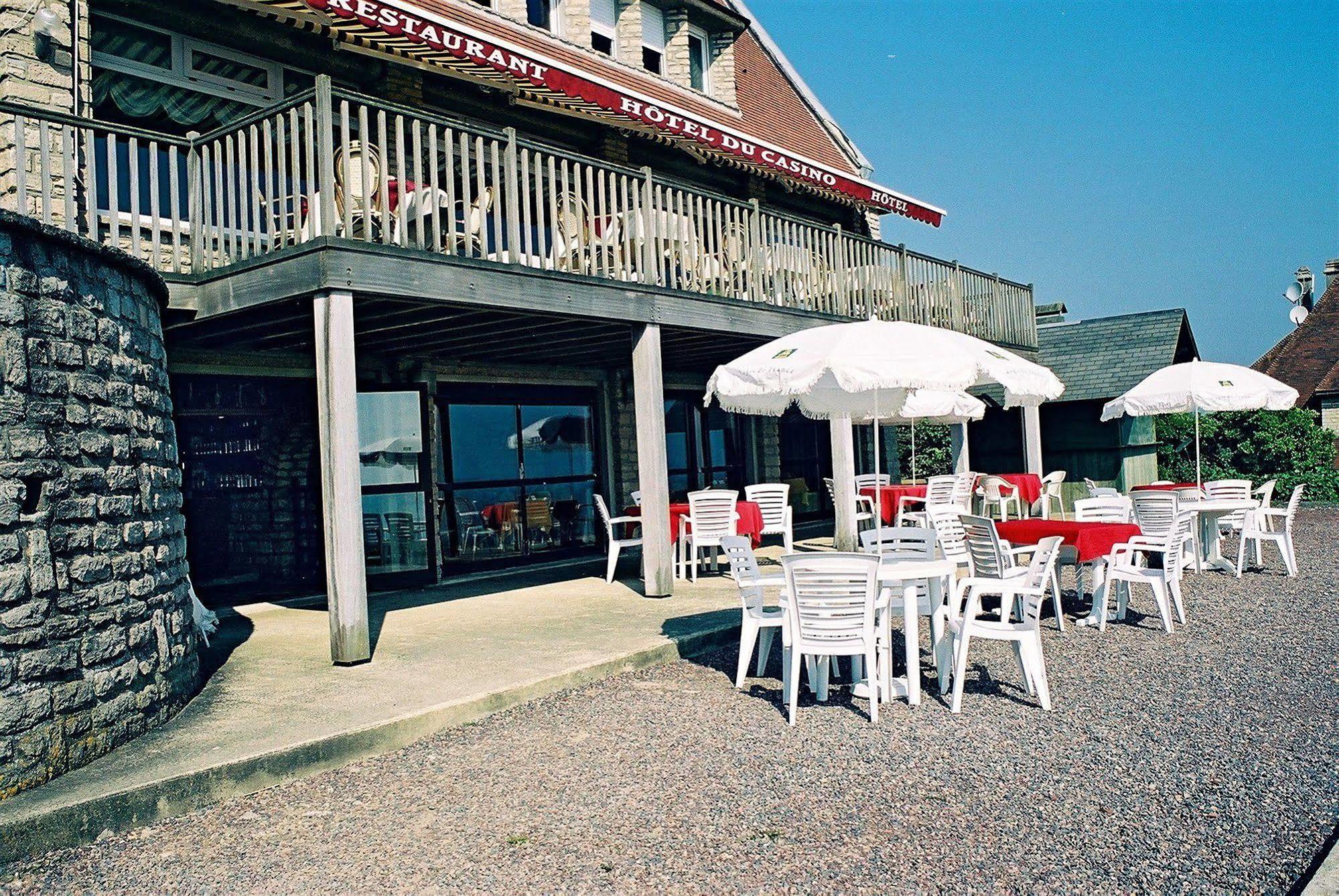 Logis Hotel Du Casino Restaurant Le Mathelia Vierville-sur-Mer Exterior foto